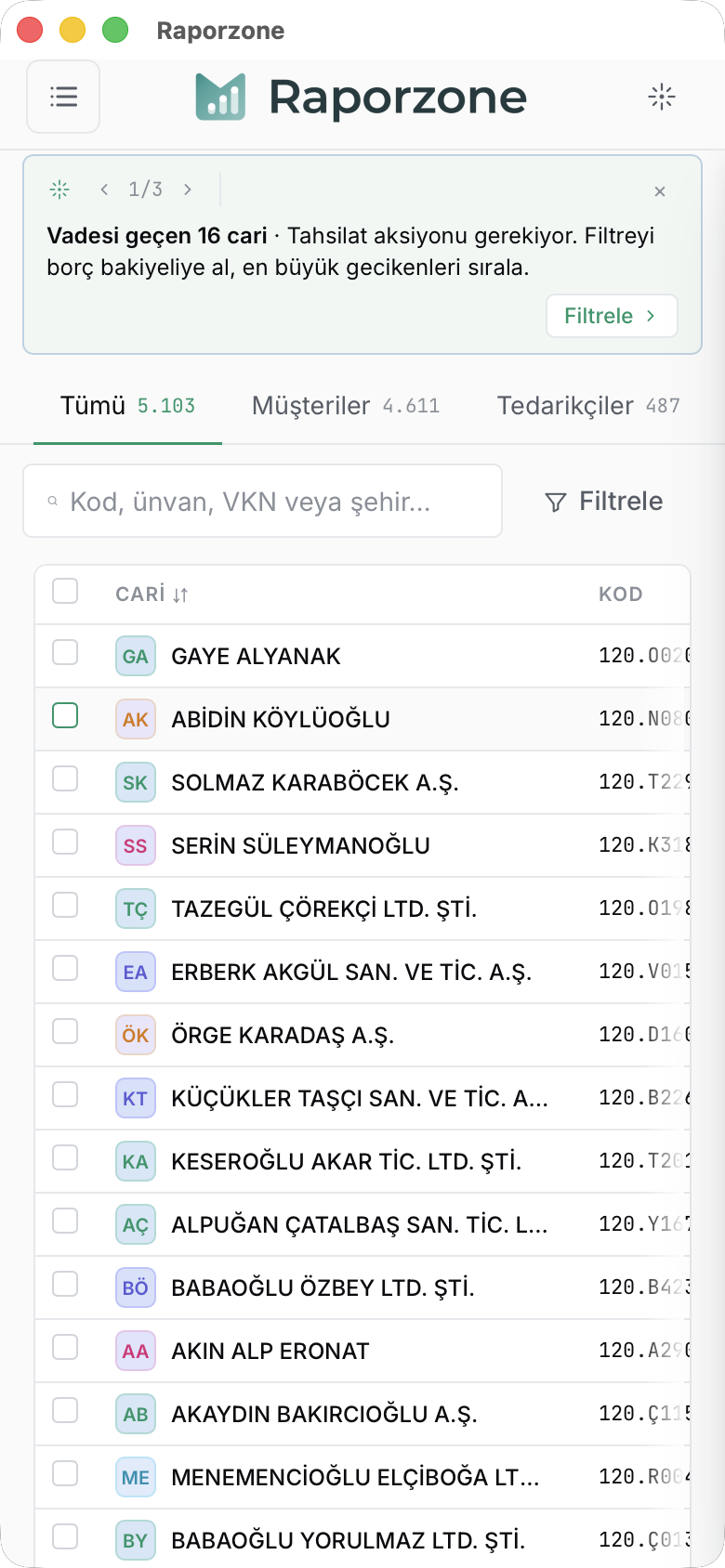Telefonda sekmeler, arama kutusu ve cari listesi